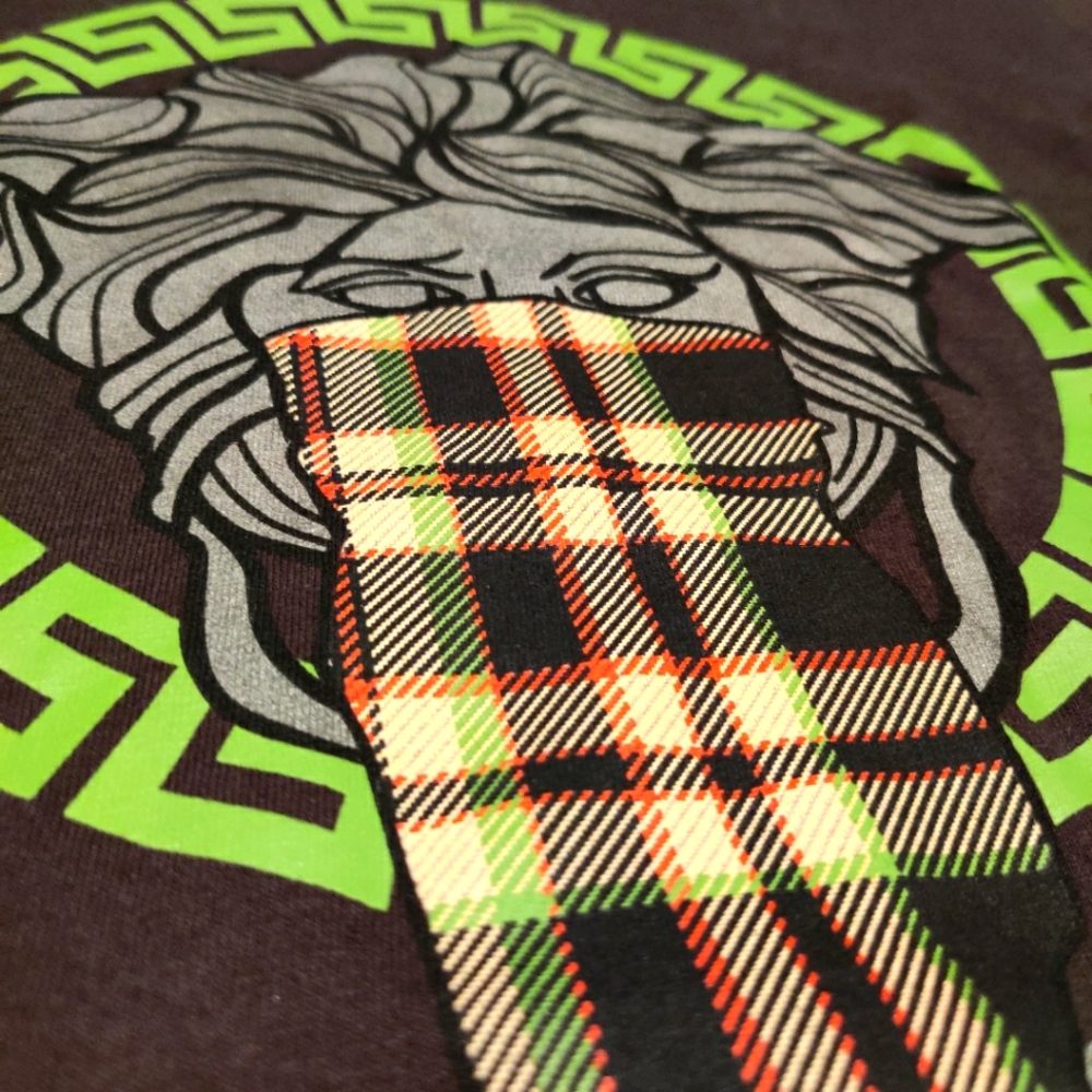 Small Crooks & Castles Graphic Tee